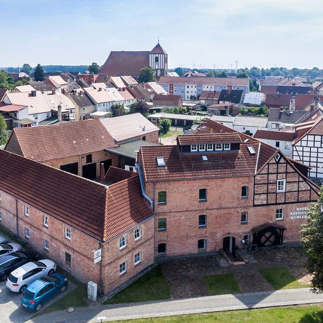 Hotel & Restaurant Mühlenhof Der Hof und Umgebung